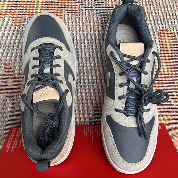 NIKE WMNS COURT BOROUGH LOW PREMIUM
ARMORY BLUE/PURE PLATINUM SNEAKRS
861533 400 - Picture 13 of 16